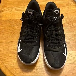 Nike KD Trey 5 VII men’s size 12